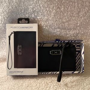 NEW,  Rebecca Minkoff love lock wristlet for iPhone X.